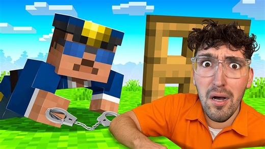 Minecraft but a police chase follows me