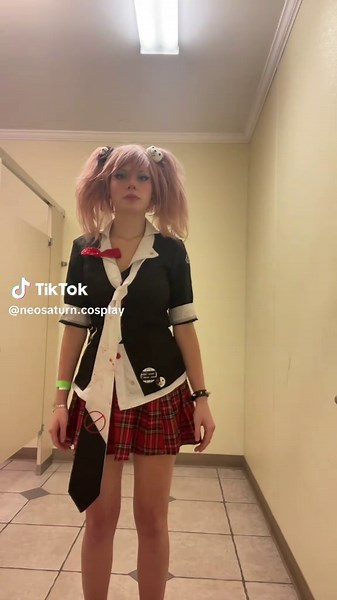 no because I forgot whatever reason can never canonize my cosplays UAAAHHHHGGG #junkoenoshima #danganronpa #arcane #fyp #canon