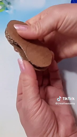 Hello people! It’s craft time! Enjoy 😉#creativemamy #diy #howto #tutorial #tuto #upcycle #upcycling #fattoamano #learnontiktok #learnwithtiktok #