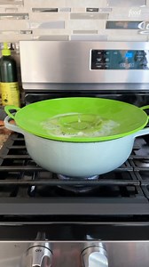774K views · 770 reactions | Save your stovetop from boiled-over pots with this handy, dishwasher-safe spill stopper !!  Get it on Amazon: https://amzlink.to/az03TTD5uInpz (We may make  from these links!) | Food Network | Facebook