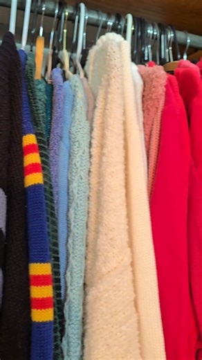 The racks are bustin at the seams! I took up another load of vintage and newer with tags, sweaters, jackets, plaids, & flannels. It's First Friday this week! | Junk in Yer Trunk