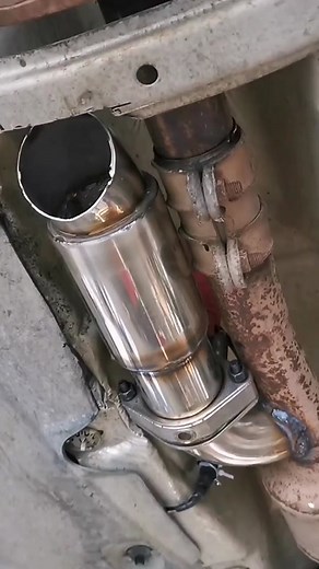 Enhanced Performance with Electric Exhaust Cutout Sound