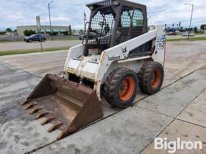Bobcat 763 Skid Steer W/Bucket | Construction
