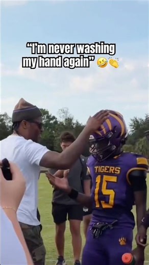 He was so happy to meet Lamar 😭🙌