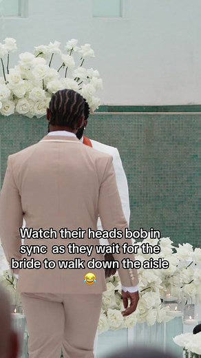 When the groomsmen are in sync 💪🏼 #wedding #funnyweddingmoments #blackwedding #blackbride #weddingvideography #blackweddings #funnywedding