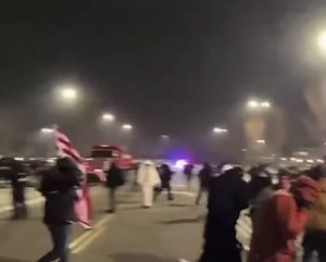 🚨WATCH: Minnesota Police, who were previously allowing left-wing rioters to control the City, have started using LRAD (long range acoustic device) weapons against rioters in Minneapolis after Trump's call with Governor Tim Walz and Mayor Jacob Frey. | Eric Deters News