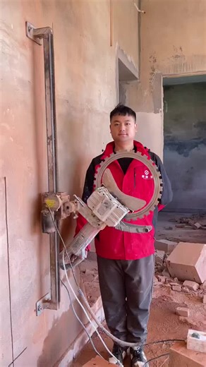 Powerful Mini Cutting Machine in Action: A Must-See