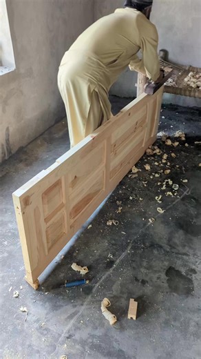 211K views · 2.2K reactions | A very beautiful sound is coming from the use of a hand wood planer. #handcrafted #fblifestyle #HomeImprovement #handcraft | Home Decoration | Facebook