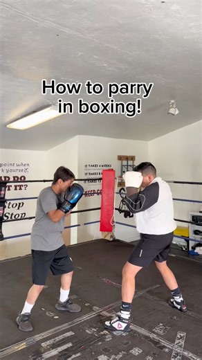 How to parry in boxing! #boxing #noboxingnolife #boxingtraining #boxingworkout #boxinglife | Boxing With Eddie