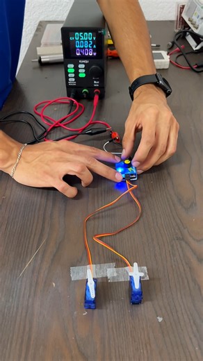 23K views · 510 reactions | ¿Conoces las diferencias entre un servomotor de 180 y 360 grados? | La Electrónica | Facebook