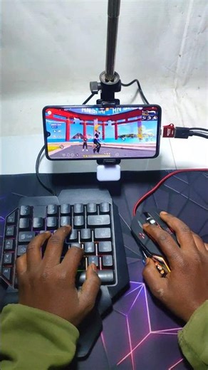 Free Fire Gaming keyboard mouse🖱️⌨️📲 Gameplay #mixpro #geekgamer #shorts #shortsviral #youtubeshorts