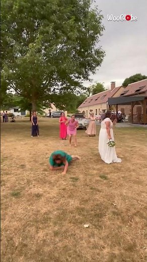 Bridesmaid Fails: Epic Bouquet Toss Ends in Hilarious Fall || WooGlobe