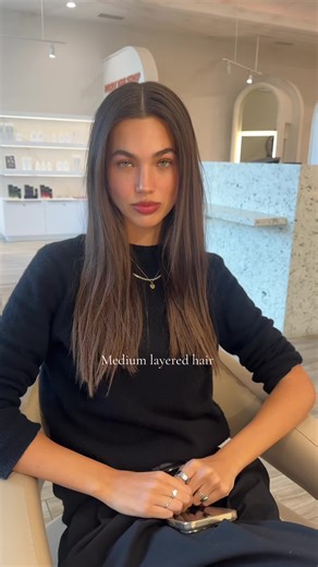 Medium layered hair. #la#hair #layeredhaircut | Layered Hair