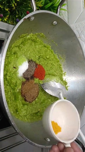 Afghani Egg curry