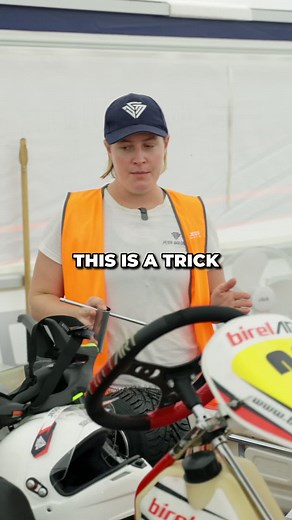 🔑 Confidence is key when you’re racing in the wet and anything we can do to help a driver u lock that is a WIN! Here’s a little tip from my Dad who was a gun kart racer himself and my mechanic and mentor during my formative years that we use in the wet 🏎️💦 #dadandjessracing #jessgoldingmotorsport #kartingtips #karting #kartingemotionandpassion #kartingtipsandtricks #wetweatherracing #lecont