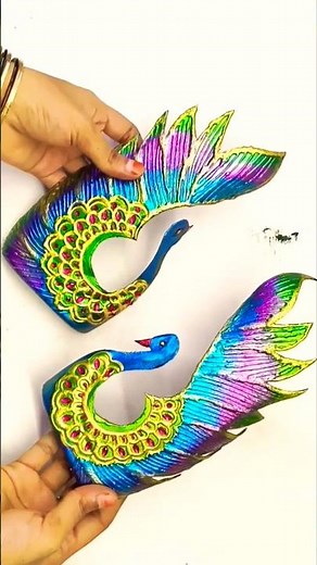 Quick & Easy DIY Peacock craft from waste bottles #bestoutofwaste #diy #plasticbottlecraft