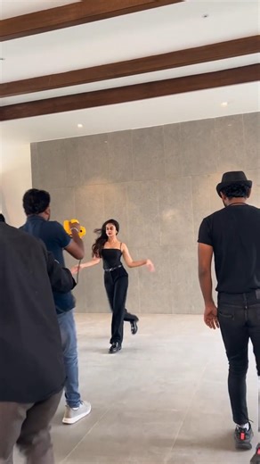 💃🏻💃🏻 #arjunsarja #aishwaryaarjun