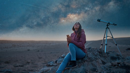 Rare 'smiley face' formation to light up sky in HOURS & you don't need telescope