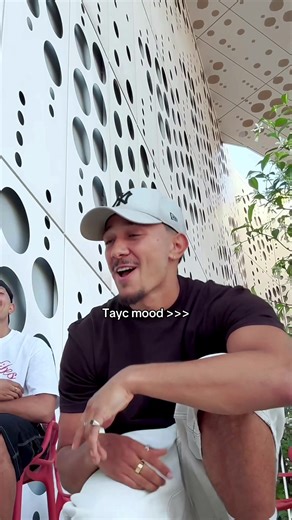 Tayc en boucle : danse et ambiance inoubliable