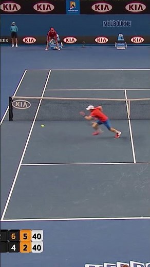 Murray has to HUSTLE to win this point! 🥵