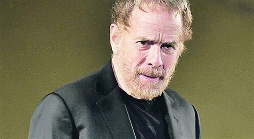 Gabriele Lavia compie 80 anni: «Da giovane dissi no a Pasolini, voleva farmi lavorare gratis»