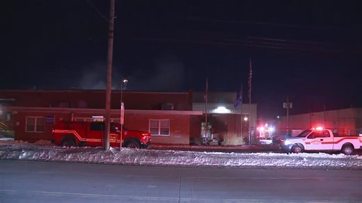 'Heavy fire' at commercial building in Medina: Firefighter treated for 'minor burn'