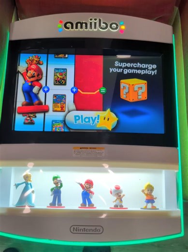 Adding the Nintendo Amiibo Kiosk to My Collection