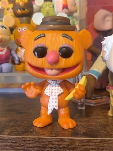 Davis ✌🏻 on Instagram: "Muppet Mail ✉️📬 We’ve got a very exciting piece of Muppet Mail today, with that being the entire new wave of Muppet @originalfunko Pops! I am OBSESSED with this new wave of pops! With the older Muppet pops costing a near fortune to complete, I’m very grateful we’ve been getting so many new pops from Funko! My favorites from this new wave is by far First Mate Piggy and the flocked Pepe ✨✨ I’m so happy I can finally see these on my shelves 💚💚