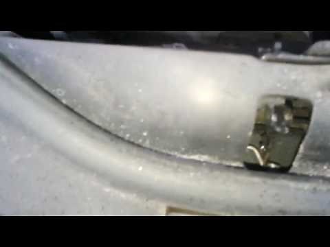 Passat B5.5 open stucked bonnet