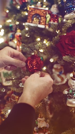 Old World Christmas on Instagram: "We are over the moon to partner with designer @jeffleatham to showcase some of his favorite Old World Christmas ornaments and the stories they can tell. What story will your tree tell this year? 🌹🎄#oldworldchristmas #ornaments #countdowntochristmas #designer #jeffleatham"