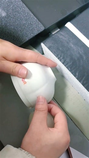 Round stirrer high drop printing real shot: 13mm drop without ink splatter, single unit cost $0.1.