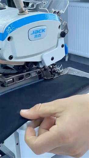 Overlock C4 fully automated Jack is not only sewing machines, it’s Technology provides company جاك ليست فقط ماكينات خياطه ، لكنها شركه خدمات تكنولوجيه متكامله #jacksewingmachine | Jack Sewing Machine Egypt