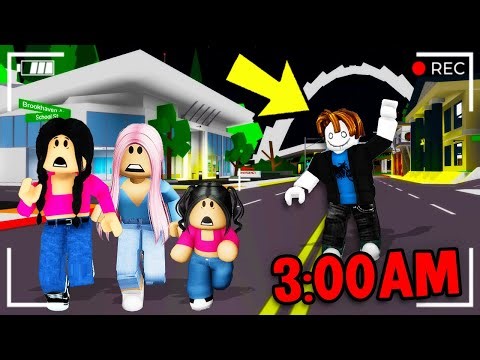 We Caught THE WAVING BACON at 3AM in ROBLOX BROOKHAVEN RP!