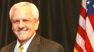 Days after appointment, interim Arkansas corrections secretary says he must 'step aside'