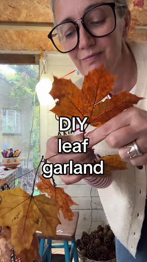 DIY Leaf Garland Ideas for Autumn Decor