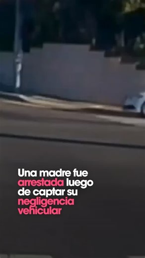 NOSOTROS on Instagram: "Una madre fue arrestada después de que se viera a un niño de 19 meses salir despedido de un automóvil mientras daba vuelta en una intersección del condado de Orange."