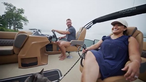 Introducing the 2026 Cruiser Pontoon Boat: Adventure Awaits