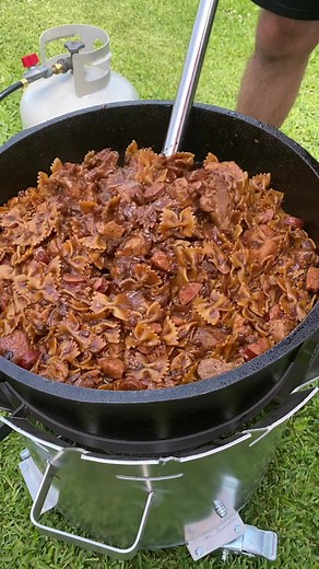 Cajun Ninja Cooks Pastalaya for a Crowd at Swim Meet