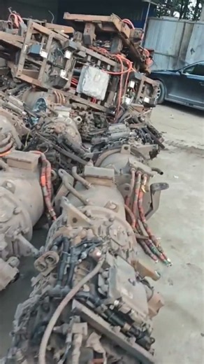 Heavy-Duty Truck Engine Screaming at Full Throttle