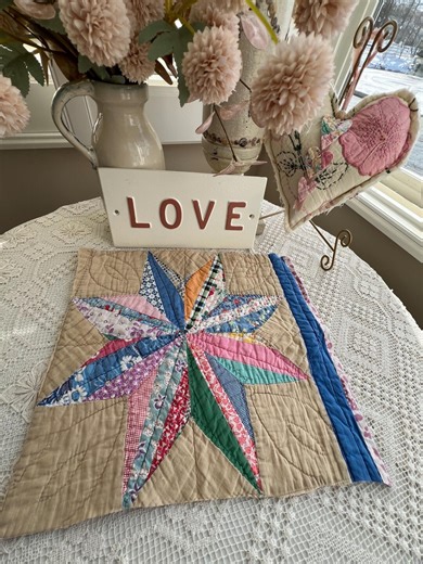 Vintage Eight Point Star Quilt Piece: Farmhouse Decor Fabric Valentine Crafting - Etsy