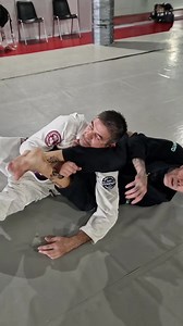 83K views · 1.8K reactions | Do You Use Lapel For Attacking? Today we gonna do Pena variation from the back. Nice way to chase the neck.拾 You can do this technique with your own lapel or like in the video, using your opponents lapel. Train, Explore, Enjoy! Jiu-Jitsu Never Dies 亮 MANTO Lilius Barnatt Martial Arts . . #jiujitsu_brasil #jiujitsu_amigos #bjjoldschool #bjjonline | Miko BJJ / Tattoo addict | Facebook