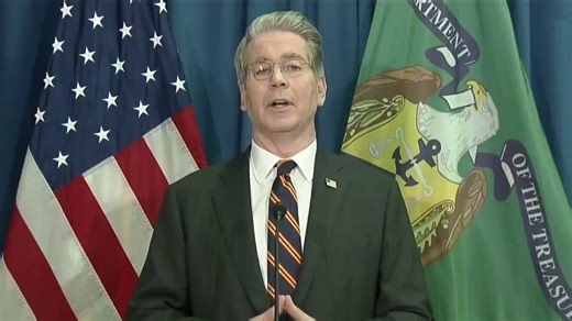 🚨🚨重磅消息：财政部长斯科特·贝森特下令国税局对涉嫌180亿美元明尼苏达州福利洗钱丑闻的银行进行大规模审计 | 视频🚨🚨财政部长斯科特·贝森特动用国税局保护美国劳动者的权益——对涉嫌洗钱高达180亿美元的明尼苏达州福利金的银行和金融中介机构展开大规模审计。这一次，国税局真的在为我们而战。🚨🚨180亿美元被盗：明尼苏达州的噩梦👉完整报道请点击：