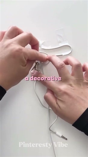 How to Make a Keychain Out of Old Earbuds