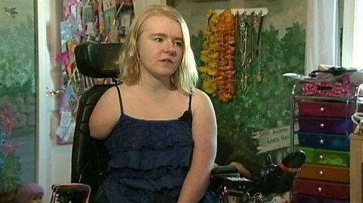 One-Armed Teenager Without Legs Is Star Swimmer