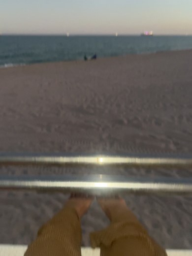 Exploring FLL: A Memorable Layover Experience