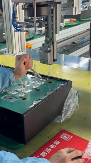 🔋 LiFePO₄ Battery Solutions, Built for Reliability Long cycle life High thermal stability Safer chemistry for industrial applications From AGVs to golf carts and energy storage systems, our LiFePO₄ battery packs are engineered for demanding environments. 📦 OEM & ODM supported | Factory-direct supply 🌏 www.yizhanbattery.com 📩Email:sales@szfirstpower.com #lithiumbattery #batteryfactory #batterypack #lifepo4 #custombatteries #lithiumbatterymanufacturers #akku #batterypackfactory #oemodm #custom