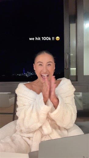 the best thing to wake up to! we hit 100k downloads !! 🥹🎧✨🎙️
