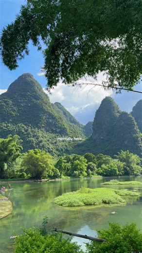 Guilin's Stunning Lijiang River Views: A Travel Guide