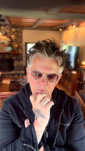 3.4K views · 183 reactions | Mike gives us the story behind one of the more rocking tracks on The Sound Of Muscle Shoals, “I’ll Come Runnin’”, co-written with the great, James LeBlanc. | Mike Farris | Facebook