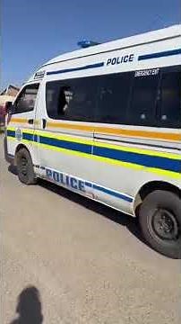 ANGRY CROWD GATHERS AFTER VIRAL ASSAULT VIDEO | POLICE SECURE BLOEMFONTEIN HOME
